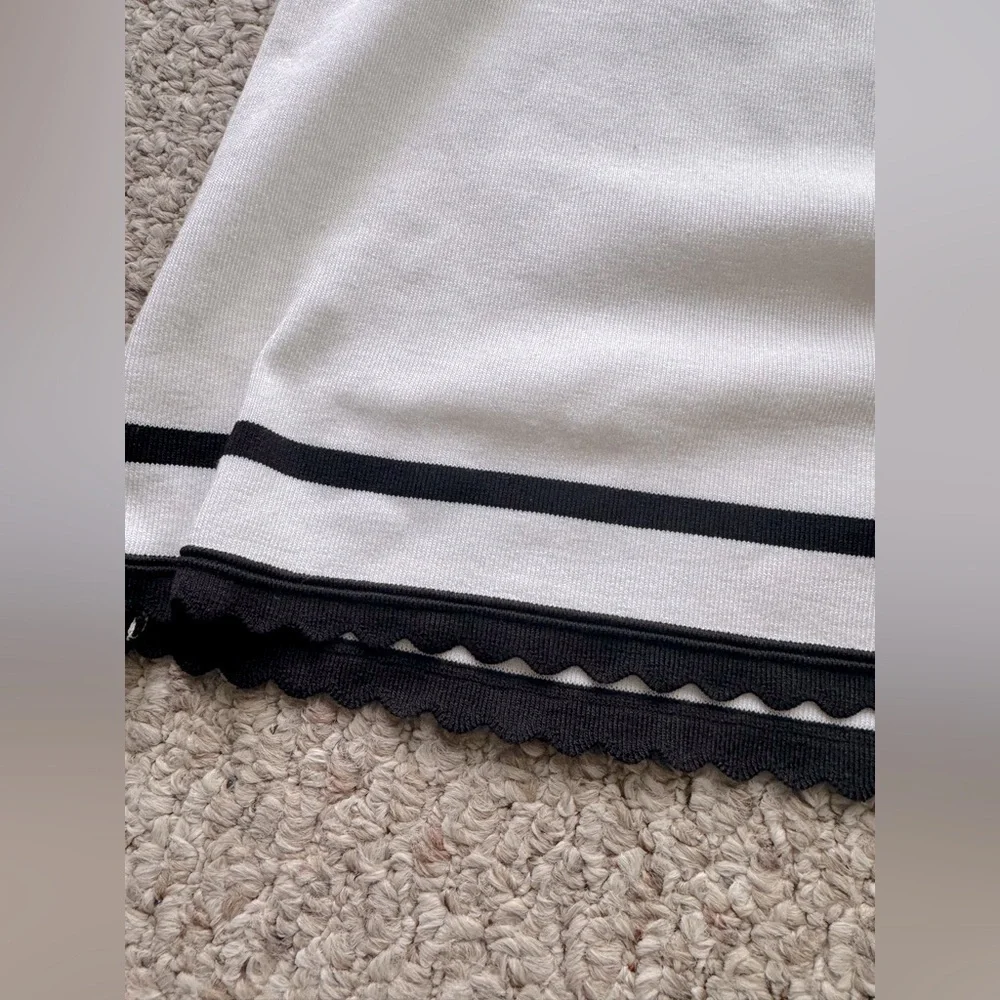 NWT Laundry By Shelli Segal Black and White Mini Skirt Size Medium - Picture 3 of 6